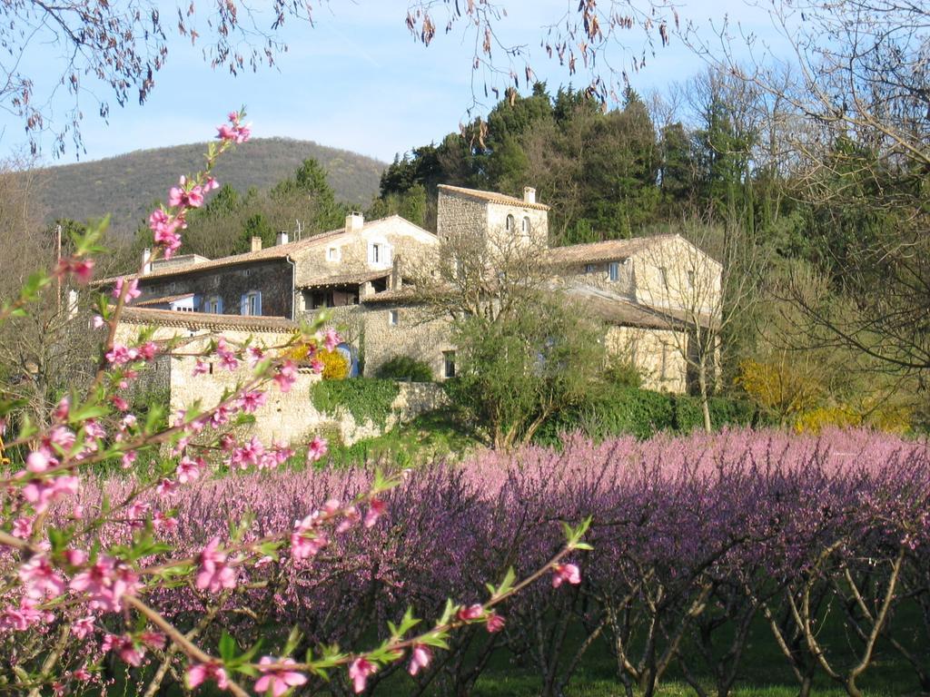 Maison D'Hotes Les Fougeres Mirmande Exterior photo